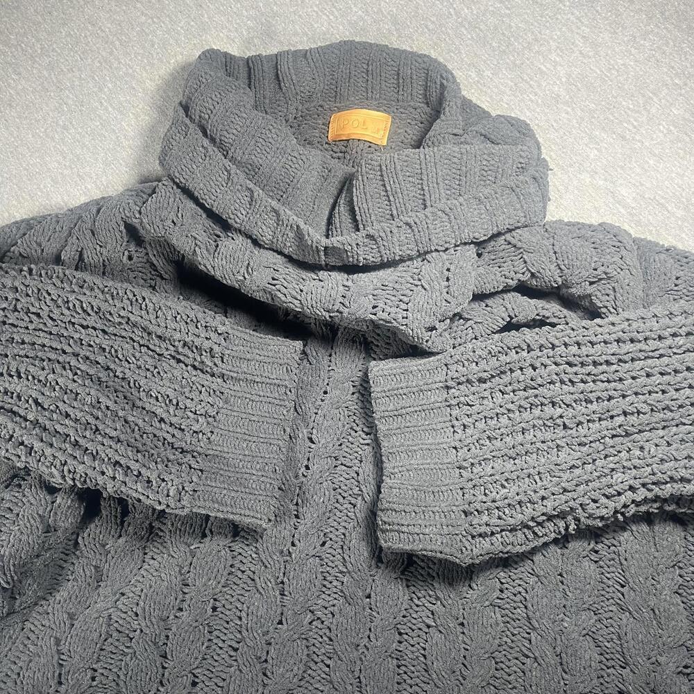 POL Women's Medium Gray Cable Knit Turtleneck “cozy” Sweater RN#133793 polyester - Picture 3 of 9